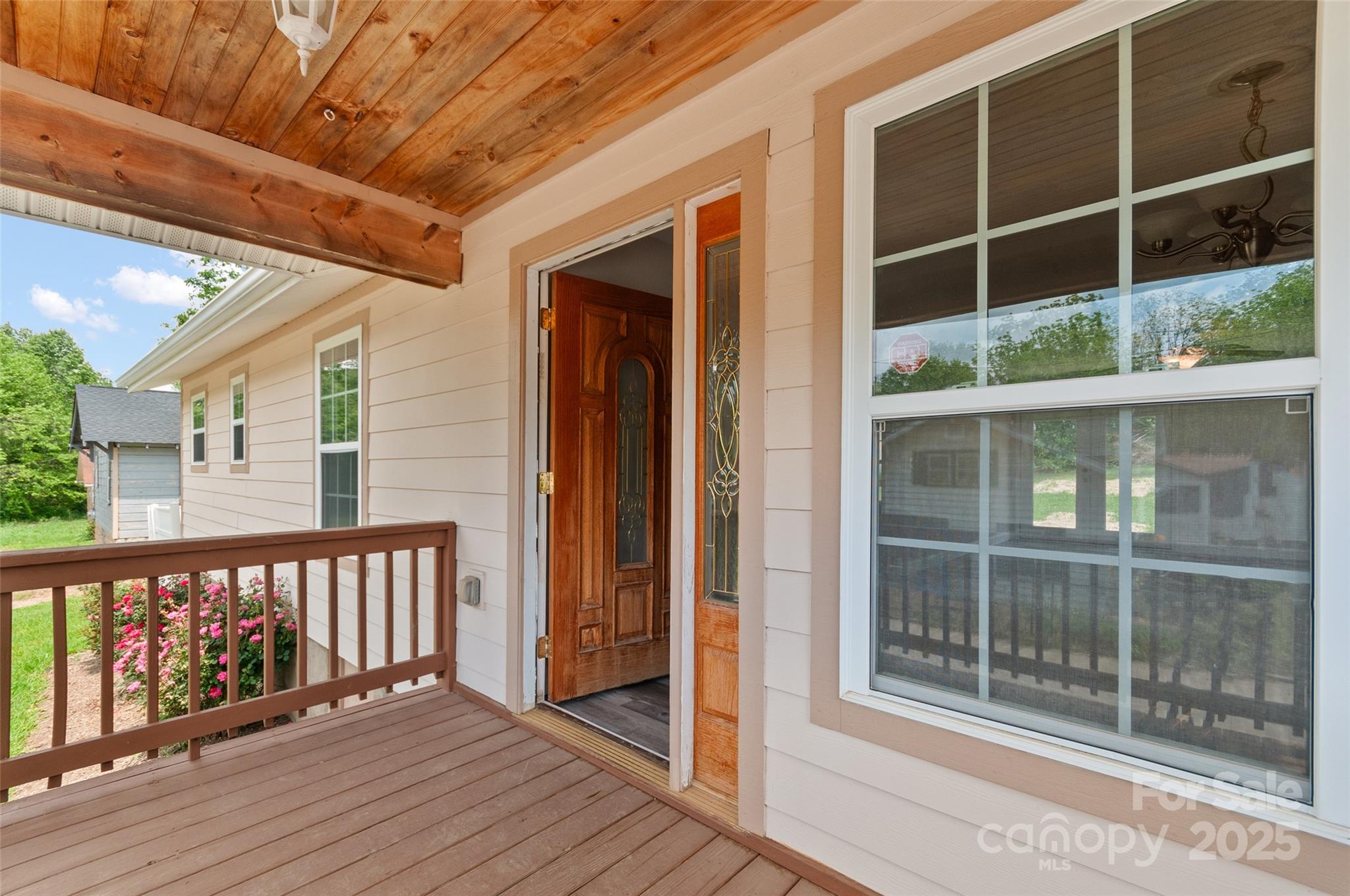 32 Valley Street Canton, NC 28716 - Photo 3 of 28