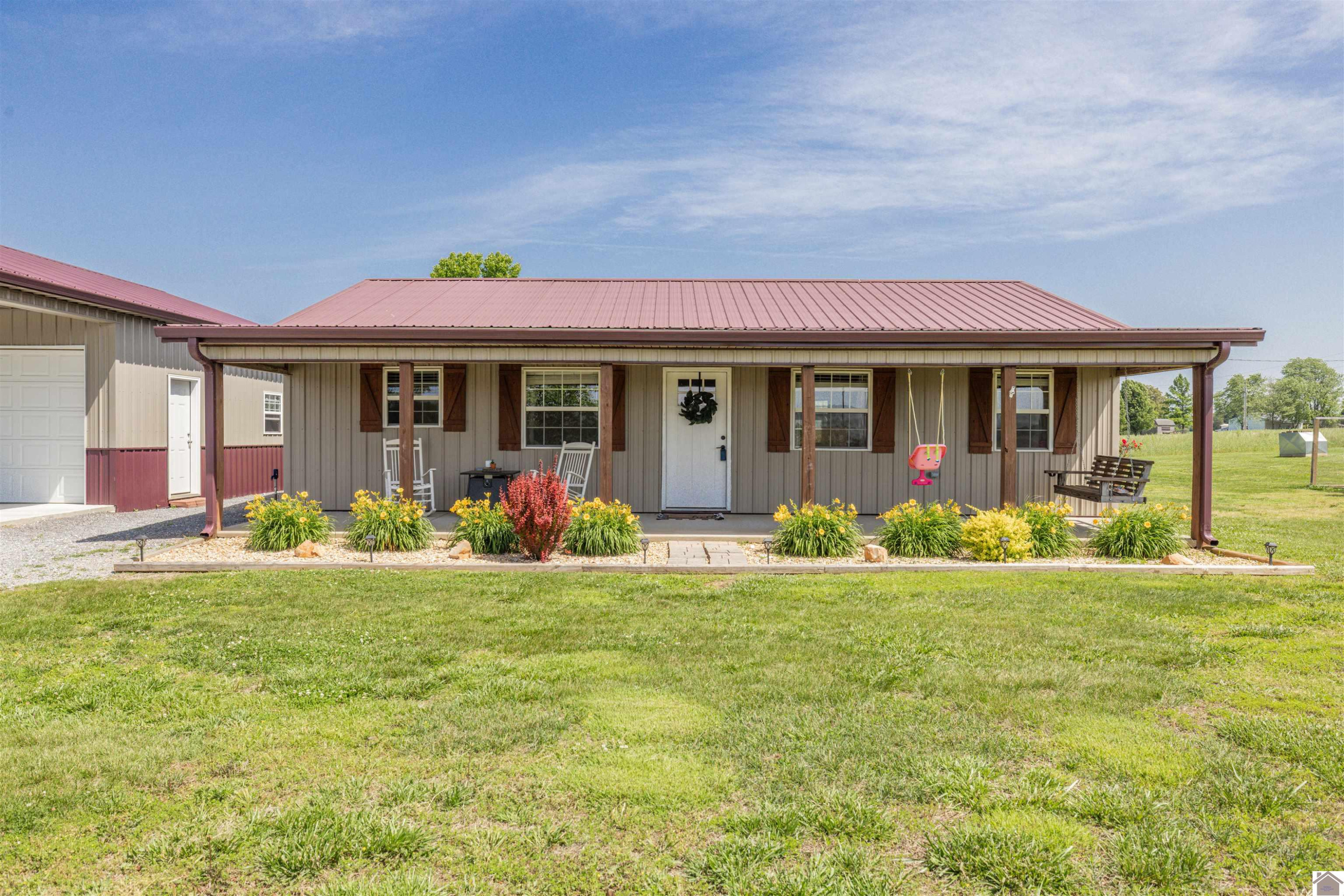 2372 Cardinal Road Mayfield, KY 42066 - Photo 1 of 13 Photo 1