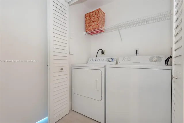 $8,000 | 90 Alton Road, Unit 2410, Miami Beach, FL 33139