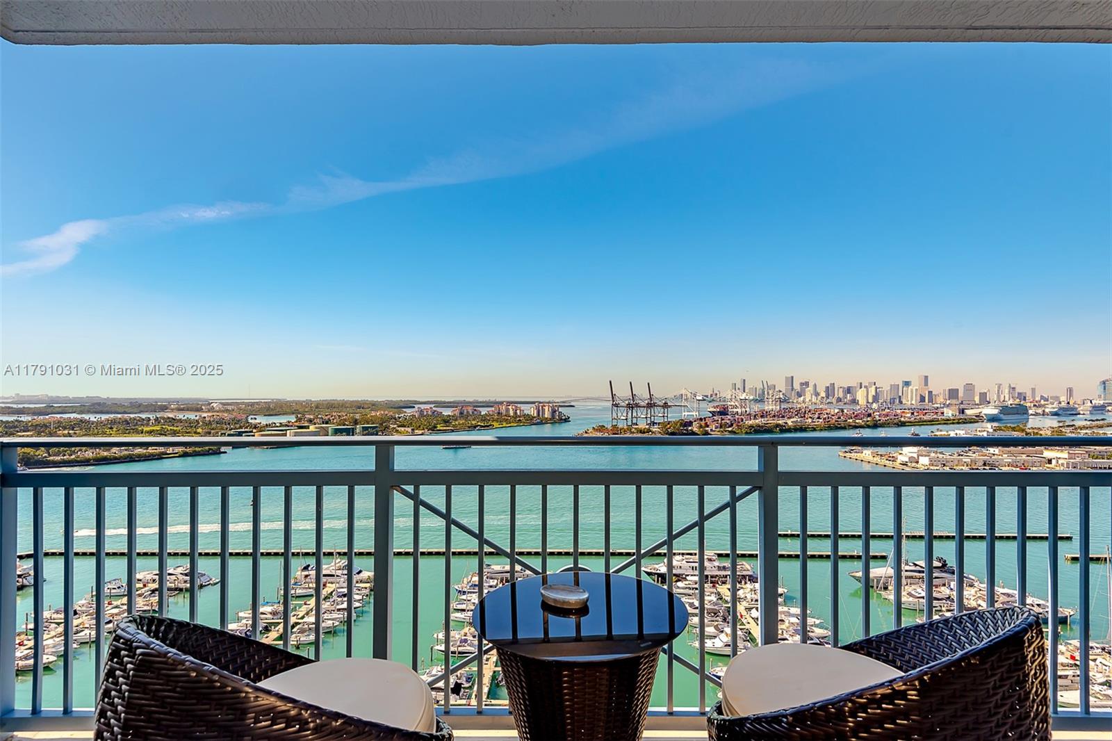 90 Alton Road, Unit 2410 Miami Beach, FL 33139 - Photo 24 of 27