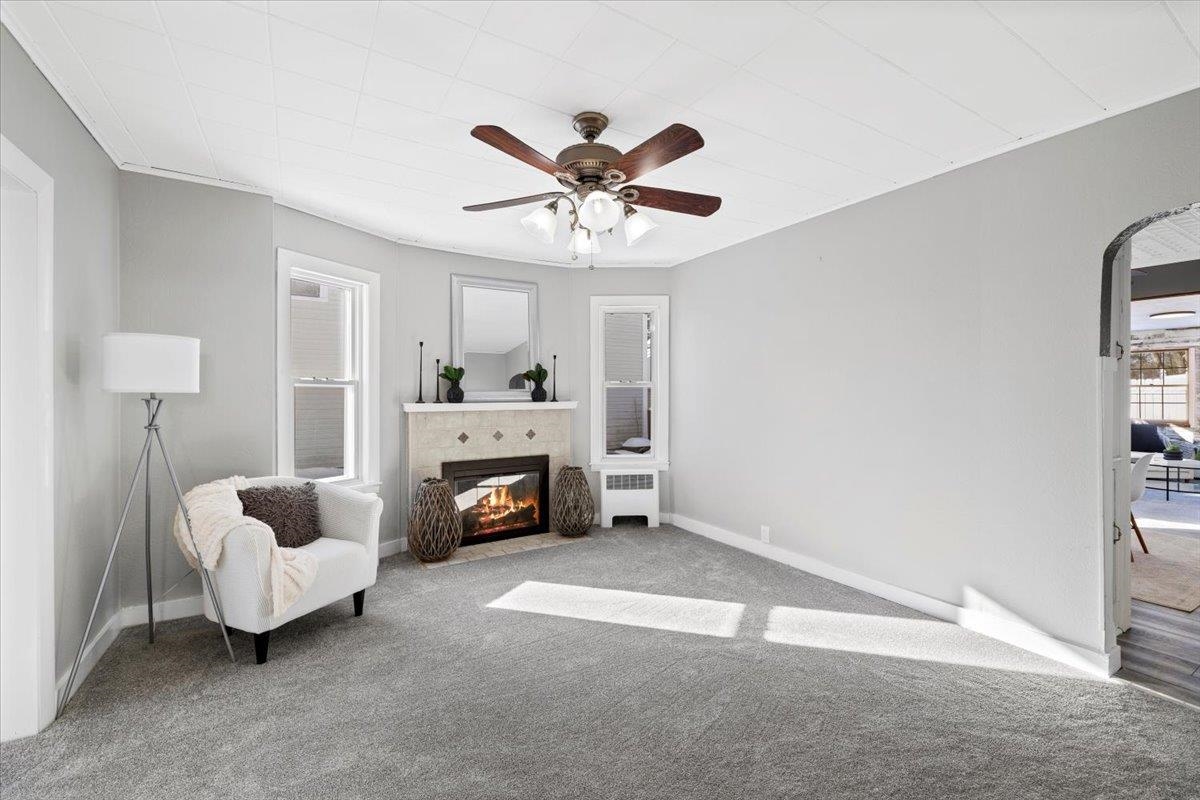 89 Summerside Avenue Manchester, NH 03102 - Photo 8 of 46