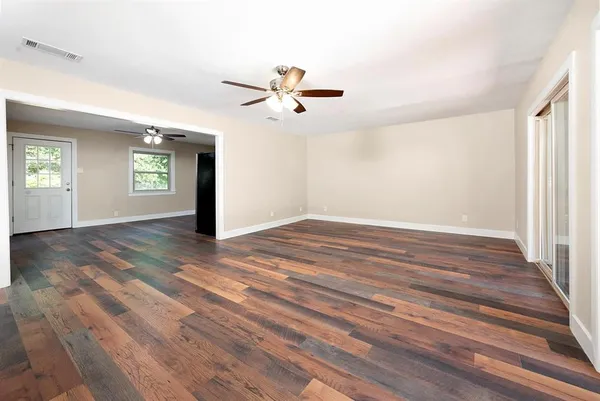 $1,895 | 120 Trails End Street, Mabank, TX 75156