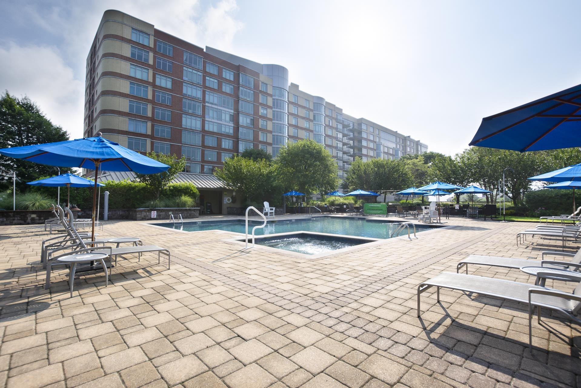 8100 River Road, Unit 401 North Bergen, NJ 07047 - Photo 37 of 39 Gallery Image 37