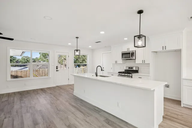 $429,900 | 5101 Woodmoor Drive, Austin, TX 78721