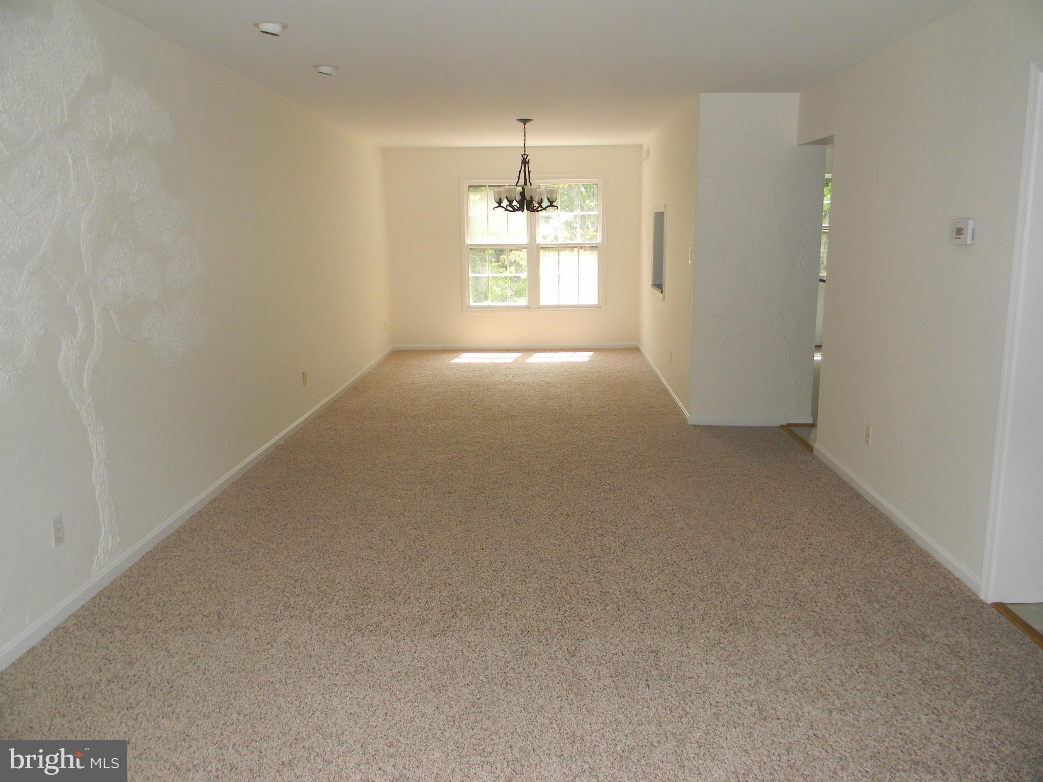 5983 Queenston Street Springfield, VA 22152 - Photo 19 of 19 Living Room