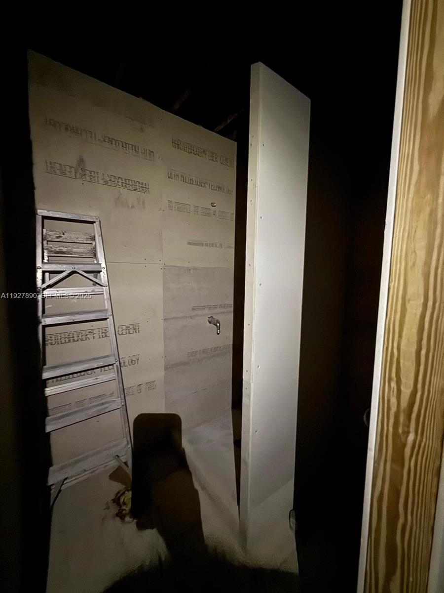 3090 Northwest 33rd Street Miami, FL 33142 - Photo 14 of 28