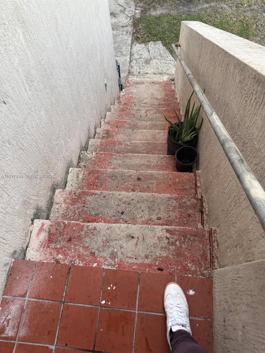 3090 Northwest 33rd Street Miami, FL 33142 - Photo 15 of 28