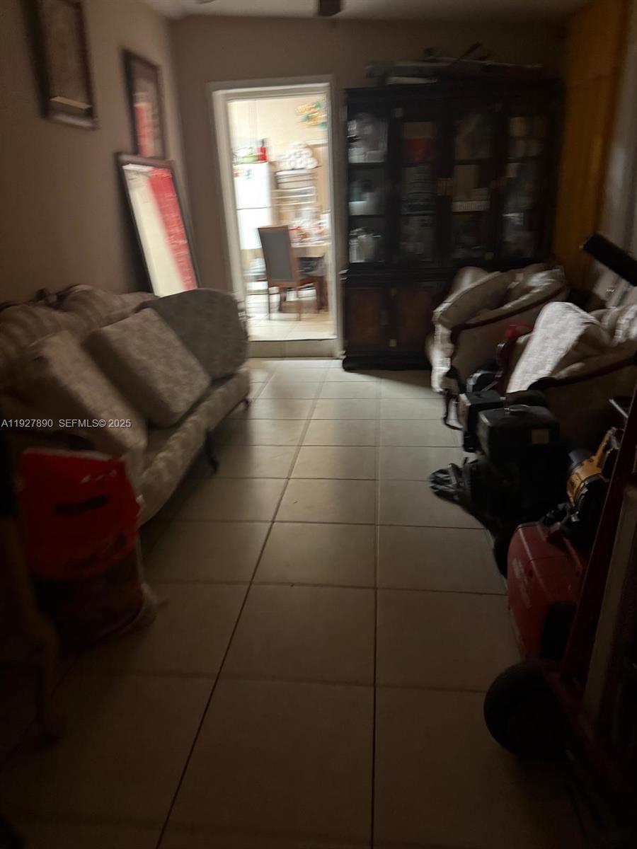 3090 Northwest 33rd Street Miami, FL 33142 - Photo 10 of 28