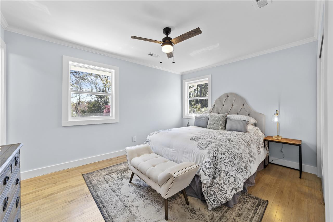 5009 Huntingdon Drive Raleigh, NC 27606 - Photo 15 of 30 Photo 15