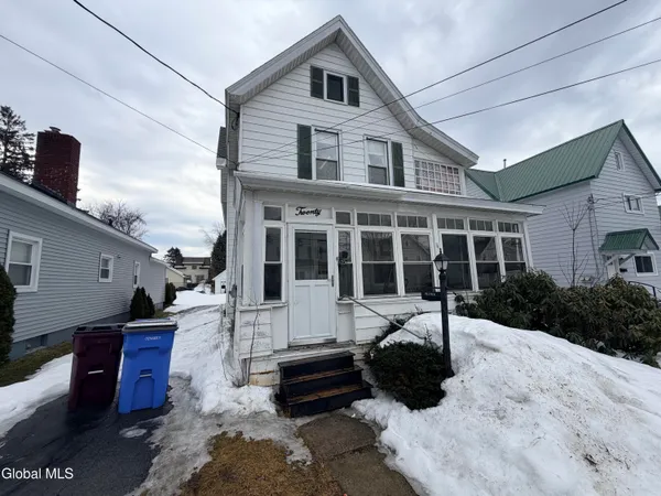 $140,000 | 20 Franklin Street, Gloversville, NY 12078