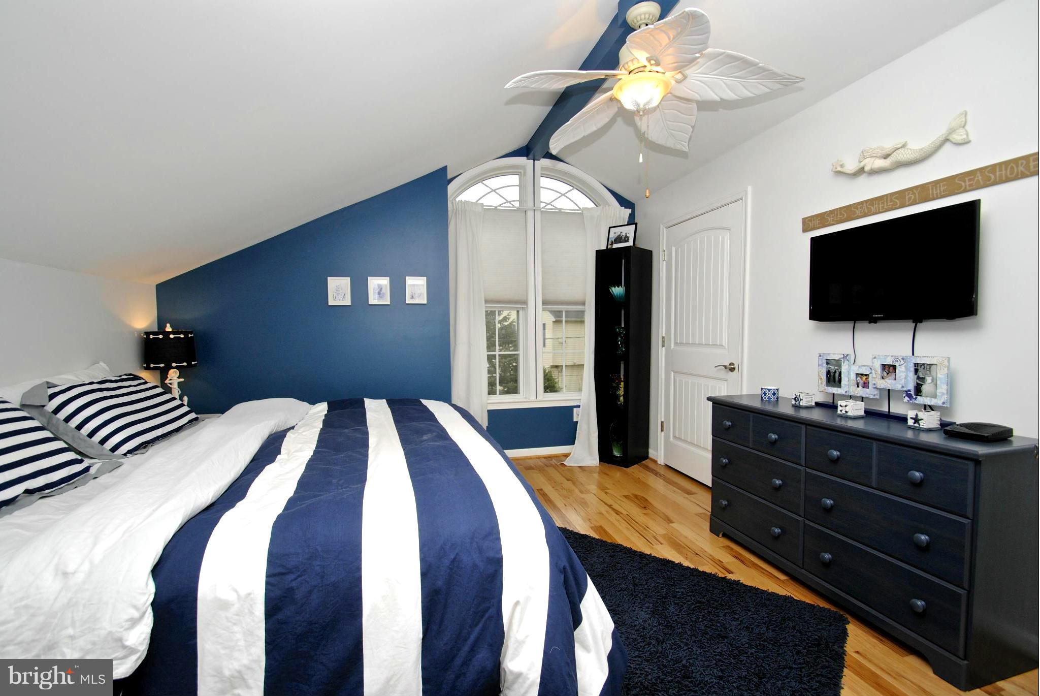8366 Country Life Road Pasadena, MD 21122 - Photo 22 of 30 Vaulted Upper Bedroom with Key West Fan