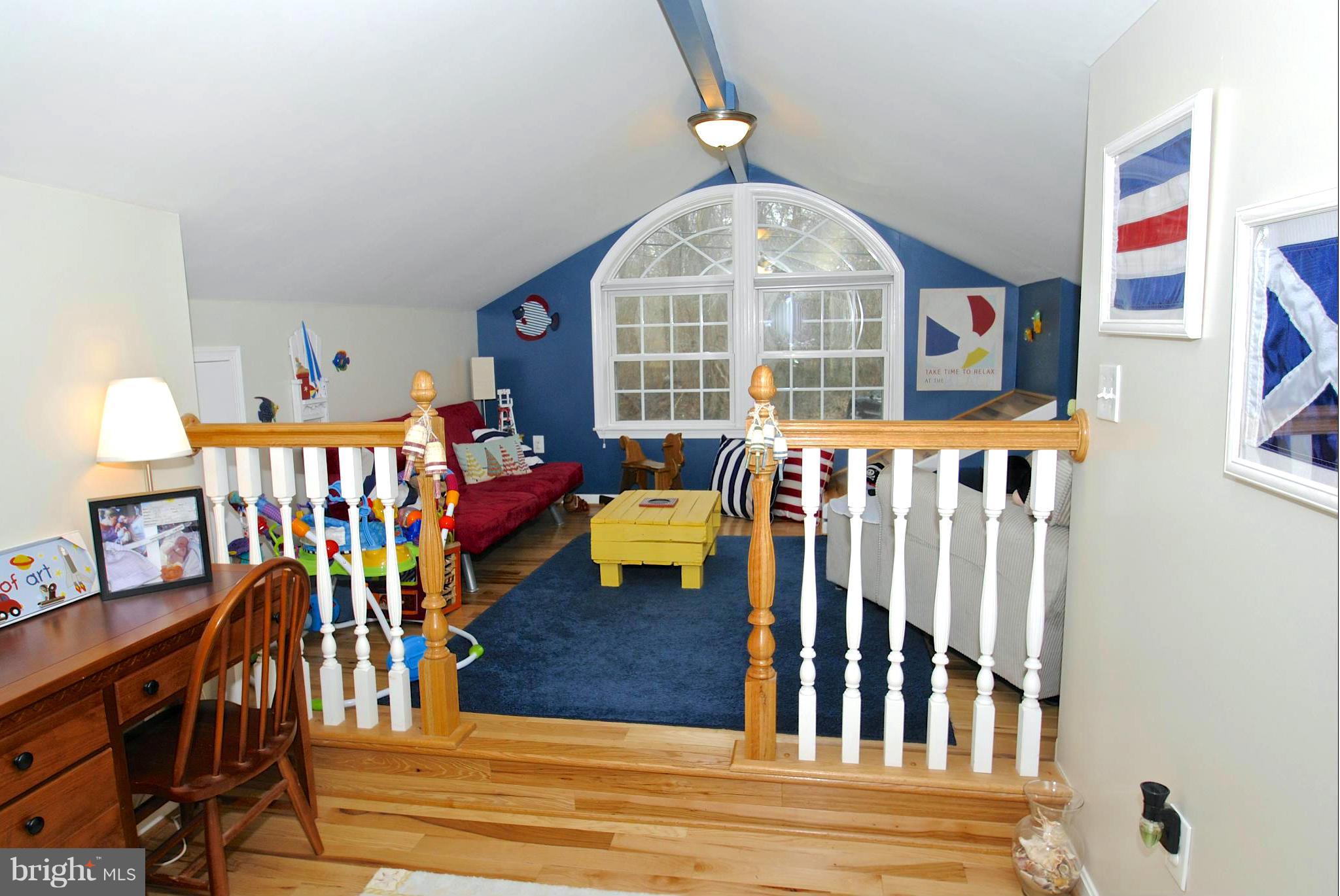 8366 Country Life Road Pasadena, MD 21122 - Photo 25 of 30 Unique Upper Level Office / Playroom Space