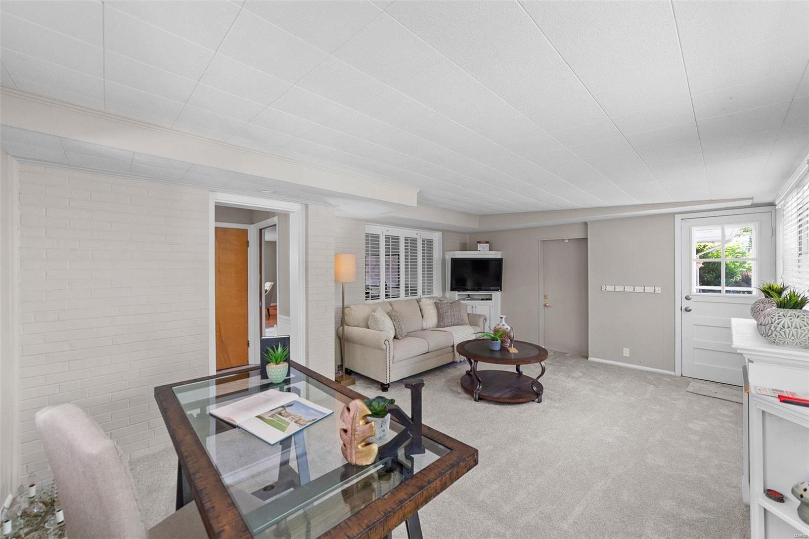 801 Renderer Drive St. Louis, MO 63122 - Photo 11 of 45 Gallery Image 11