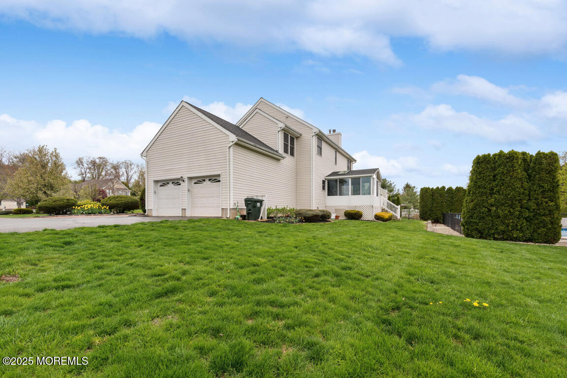 5 Trotter Way Cream Ridge, NJ 08514 - Photo 38 of 39 a view of a backyard of the house