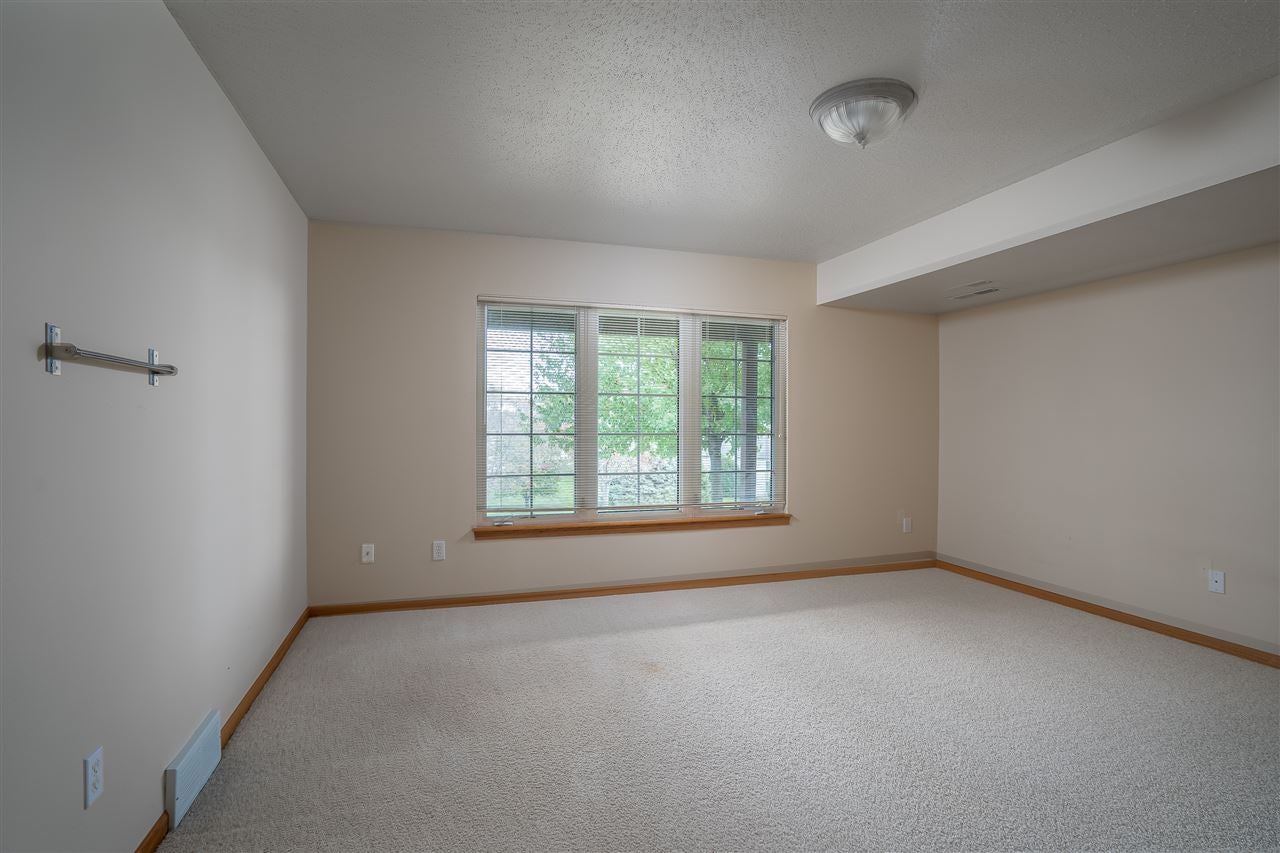 1613 Ranier Drive Iowa City, IA 52246 - Photo 19 of 20 Gallery Image 19