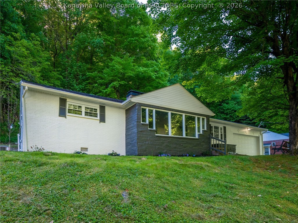 846 Chappell Road Charleston, WV 25304 - Photo 2 of 18 Gallery Image 2