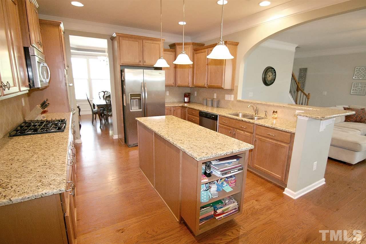 6512 Ridgemount Street Wake Forest, NC 27587 - Photo 9 of 25 Gallery Image 9