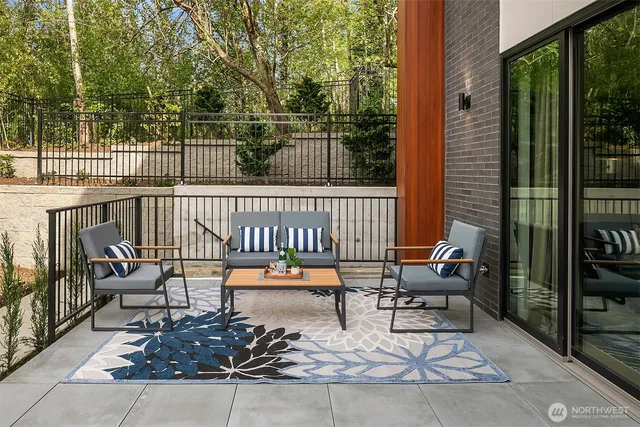 $2,295,000 | 282 118th Avenue Southeast, Bellevue, WA 98005