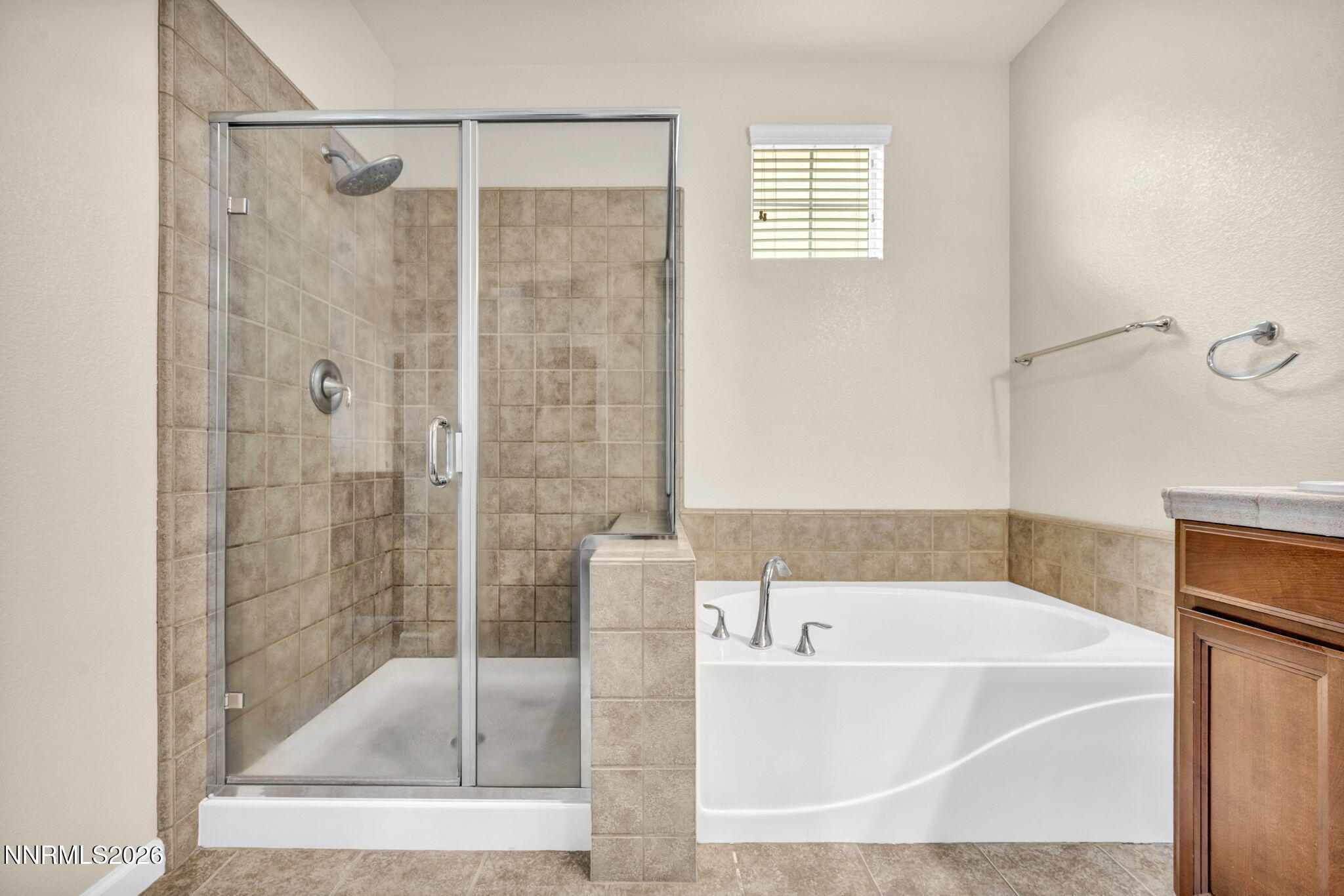 1775 Wind Ranch Road, Unit C Reno, NV 89521 - Photo 16 of 28 48-web-or-mls-1775-wind-ranch-rd-unit-c