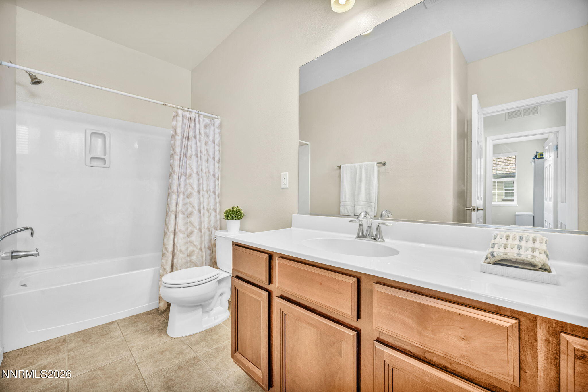 1775 Wind Ranch Road, Unit C Reno, NV 89521 - Photo 18 of 28 46-web-or-mls-1775-wind-ranch-rd-unit-c