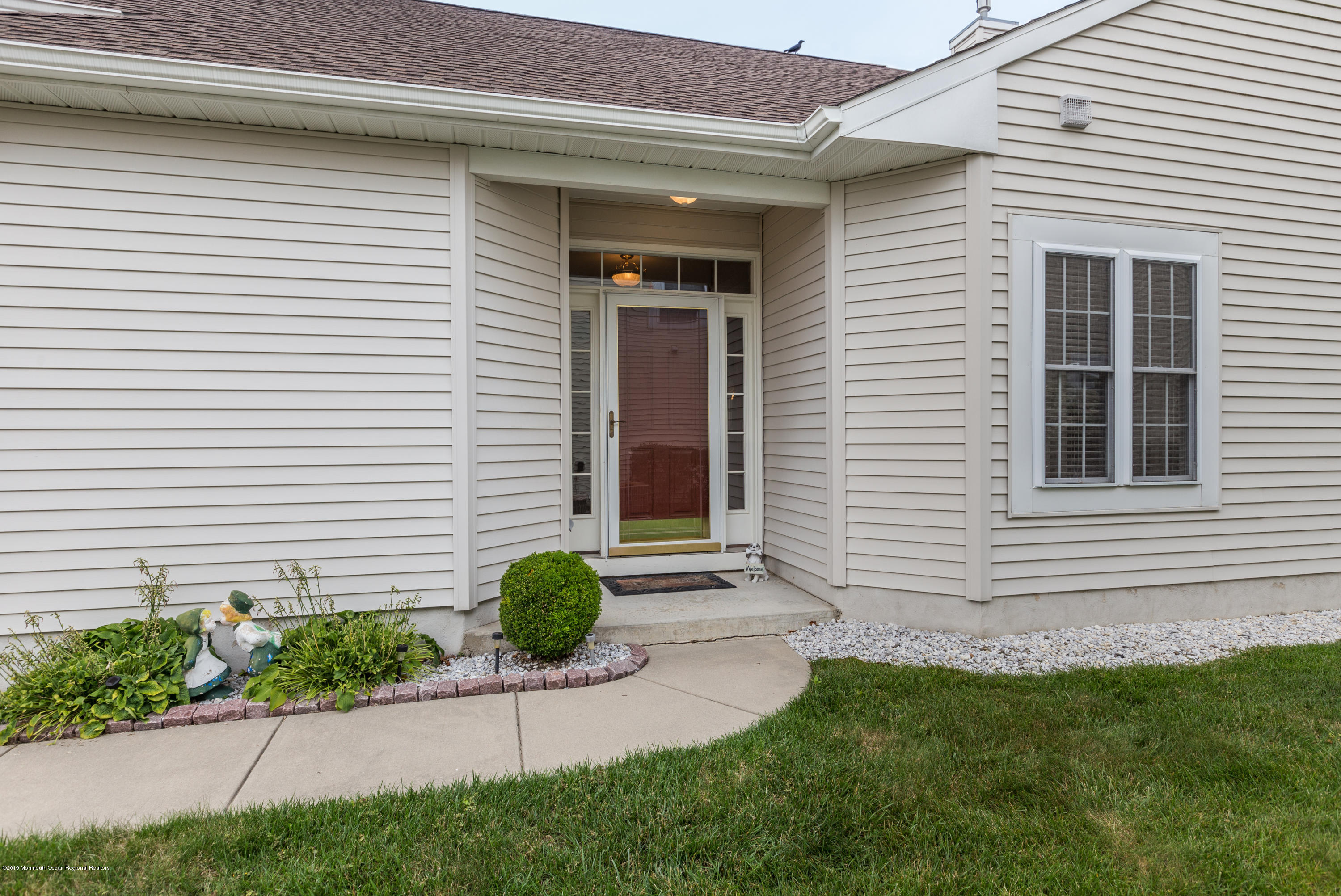 9 Pancoast Road Waretown, NJ 08758 - Photo 4 of 45 FRONT ENTRY