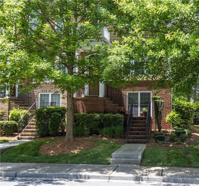 1068 Drayton Court Fort Mill, SC 29708 - Photo 21 of 37 a front view of a house with garden