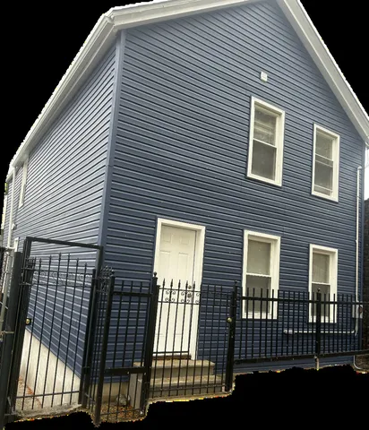 $2,100 | 1439 West 16th Street, Unit 1, Chicago, IL 60608