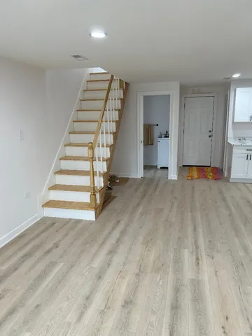 $2,100 | 1439 West 16th Street, Unit 1, Chicago, IL 60608