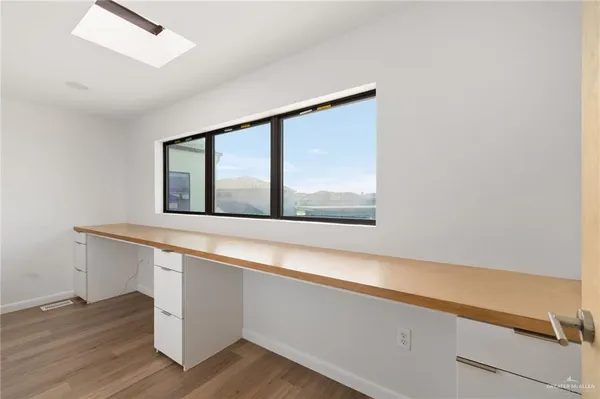 $4,000 | 1912 Silverton Circle, Edinburg, TX 78542