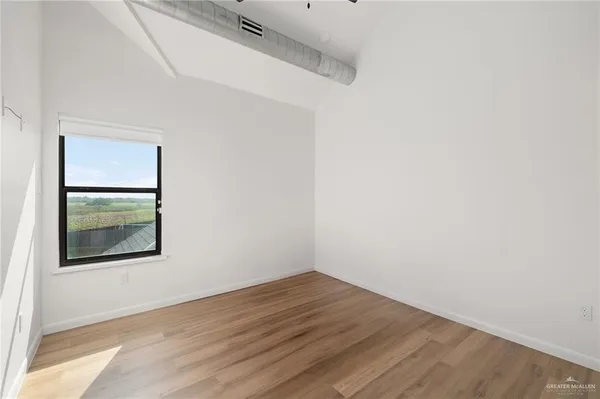 $4,000 | 1912 Silverton Circle, Edinburg, TX 78542