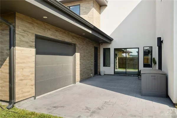 $4,000 | 1912 Silverton Circle, Edinburg, TX 78542