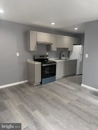 $1,750 | 307 Spring Street, Unit 2, Trenton, NJ 08618
