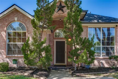 $439,000 | 3413 Lake Highlands Drive, Rowlett, TX 75088