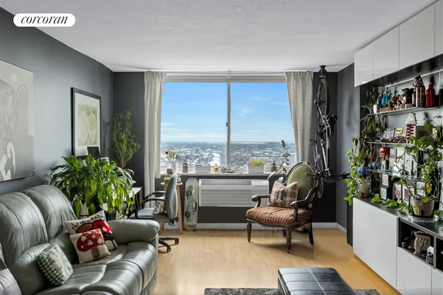 $295,000 | 118-18 Union Turnpike, Unit 21E | Kew Gardens