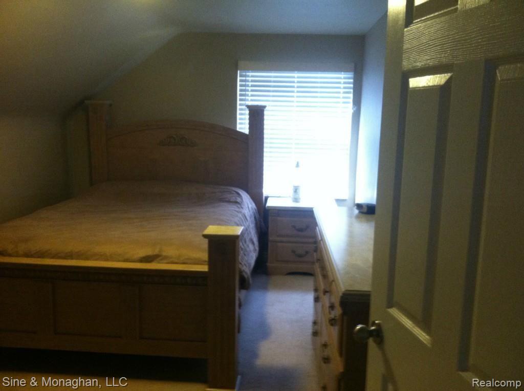 418 Moross Road Grosse Pointe, MI 48236 - Photo 8 of 26