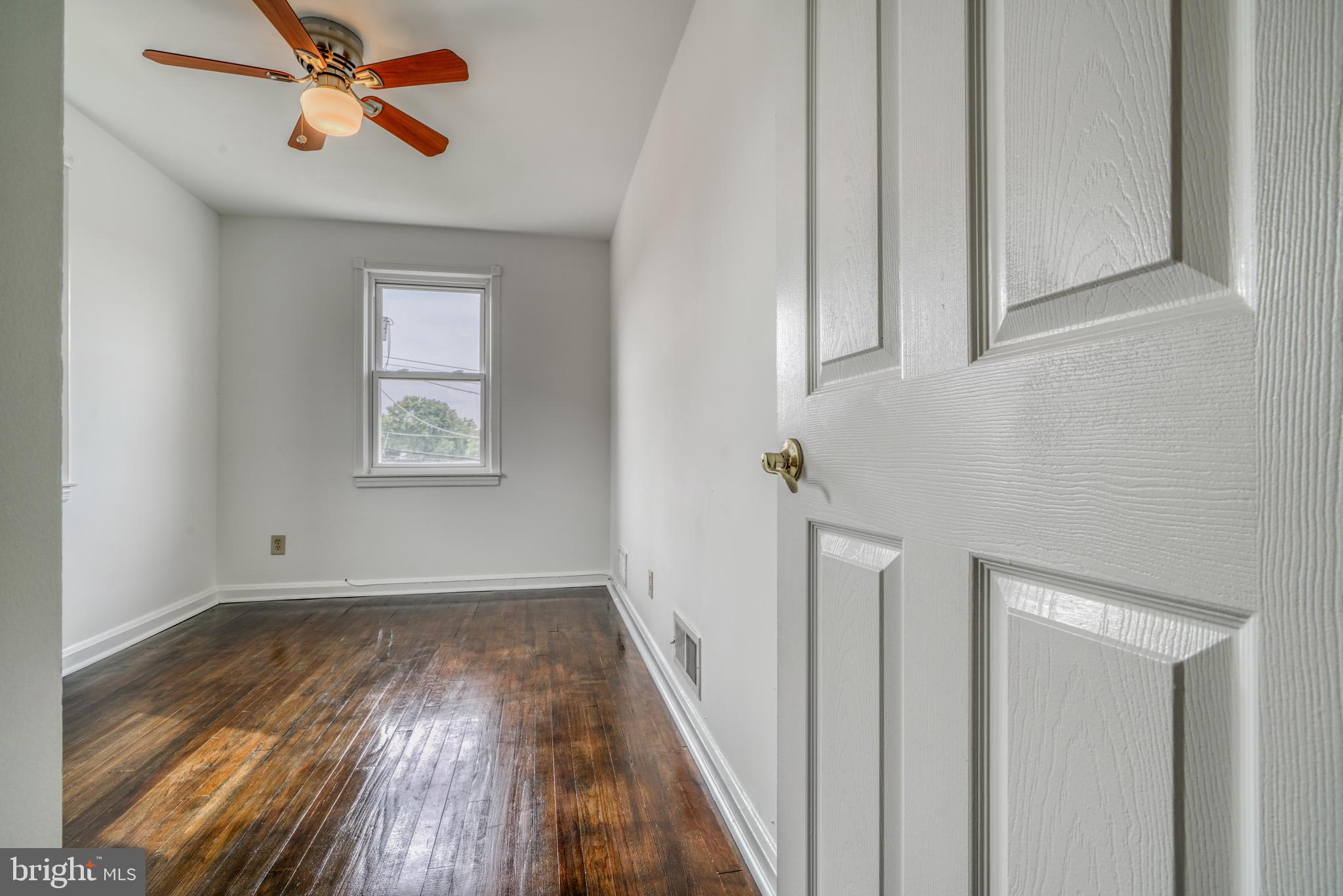 718 Aldworth Road Dundalk, MD 21222 - Photo 31 of 45