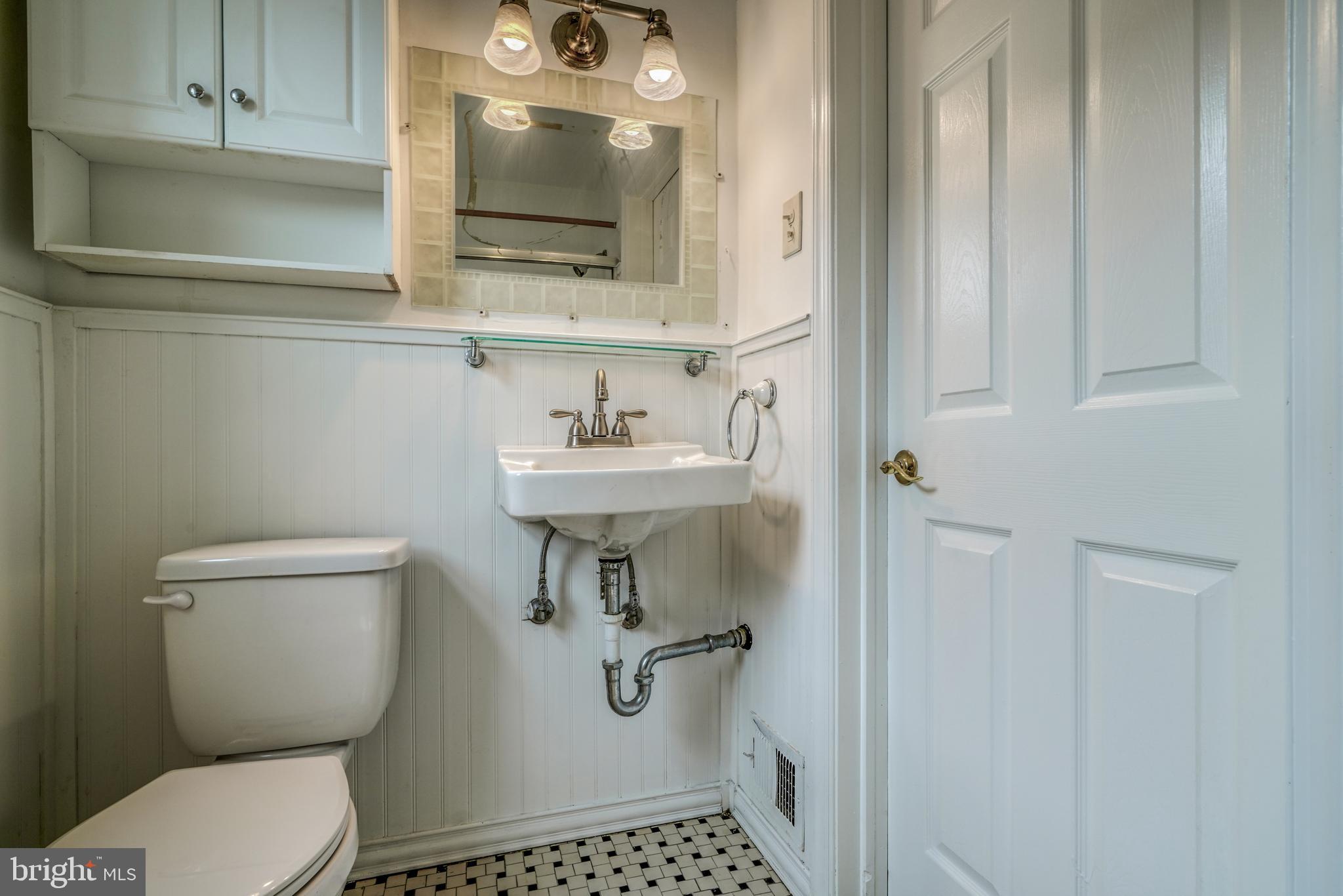 718 Aldworth Road Dundalk, MD 21222 - Photo 37 of 45