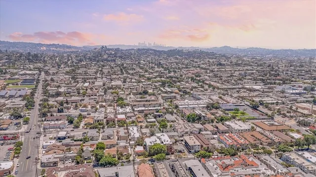 $795,000 | 1304 Stanley Avenue, Unit 10, Glendale, CA 91206