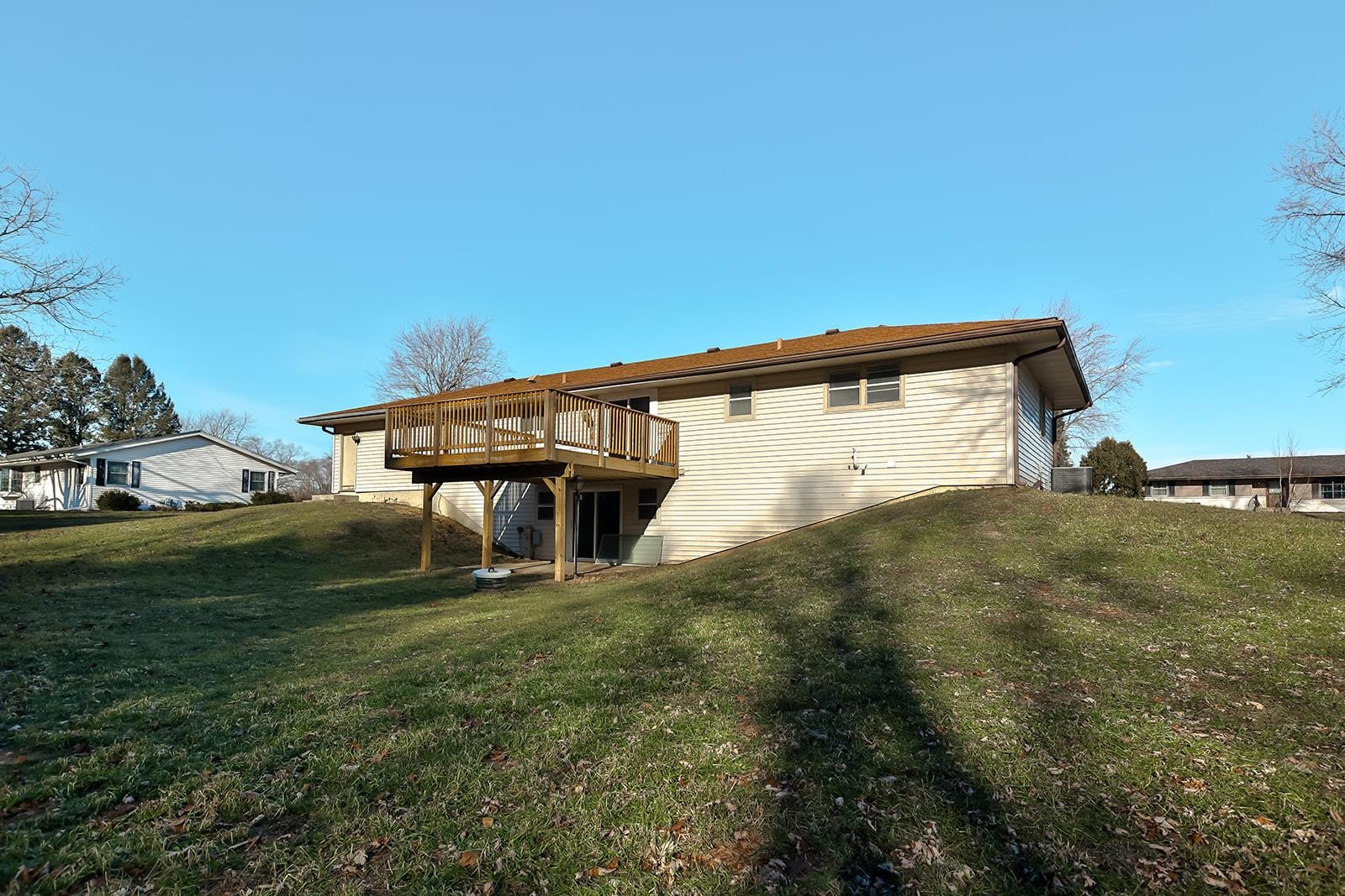 8567 Valley View Drive Stillman Valley, IL 61084 - Photo 29 of 36 a backyard of a house with lots of green space