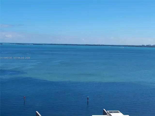 $1,650,000 | 3 Grove Isle Drive, Unit C1807, Miami, FL 33133