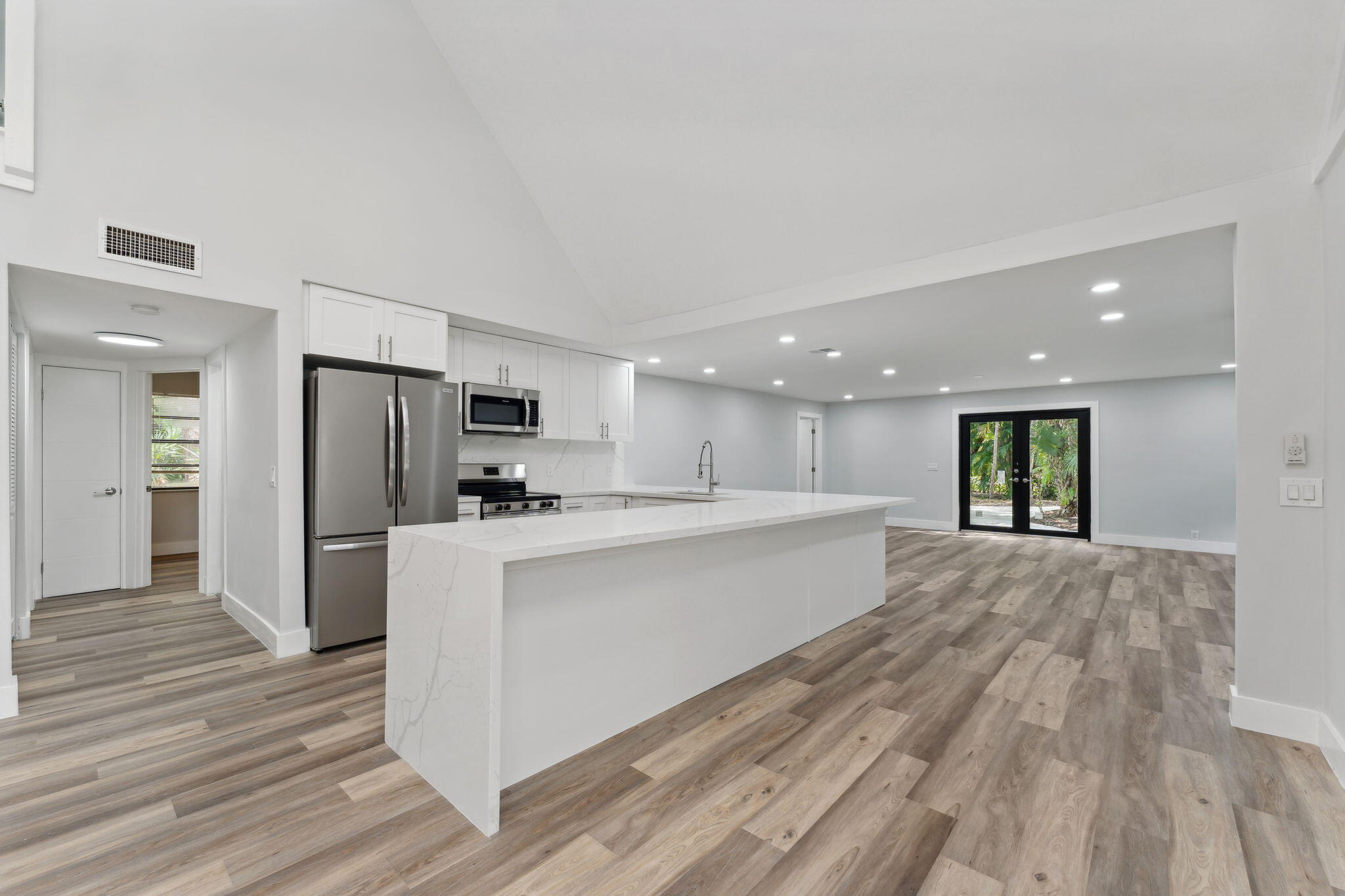 10075 Sandy Run Road Jupiter, FL 33478 - Photo 6 of 32 52-web-or-mls-DSC07028