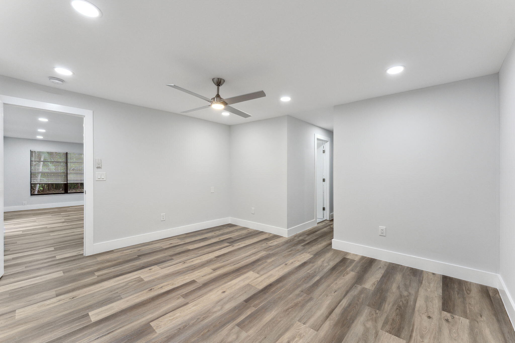 10075 Sandy Run Road Jupiter, FL 33478 - Photo 10 of 32 9-web-or-mls-DSC06987