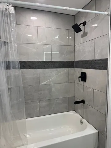 $229,900 | 364 Woodlawn Street, Sinton, TX 78387