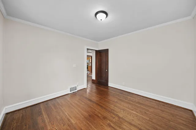 $150,000 | 715 Woodlawn Avenue, Jackson, MI 49203