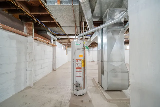 $150,000 | 715 Woodlawn Avenue, Jackson, MI 49203