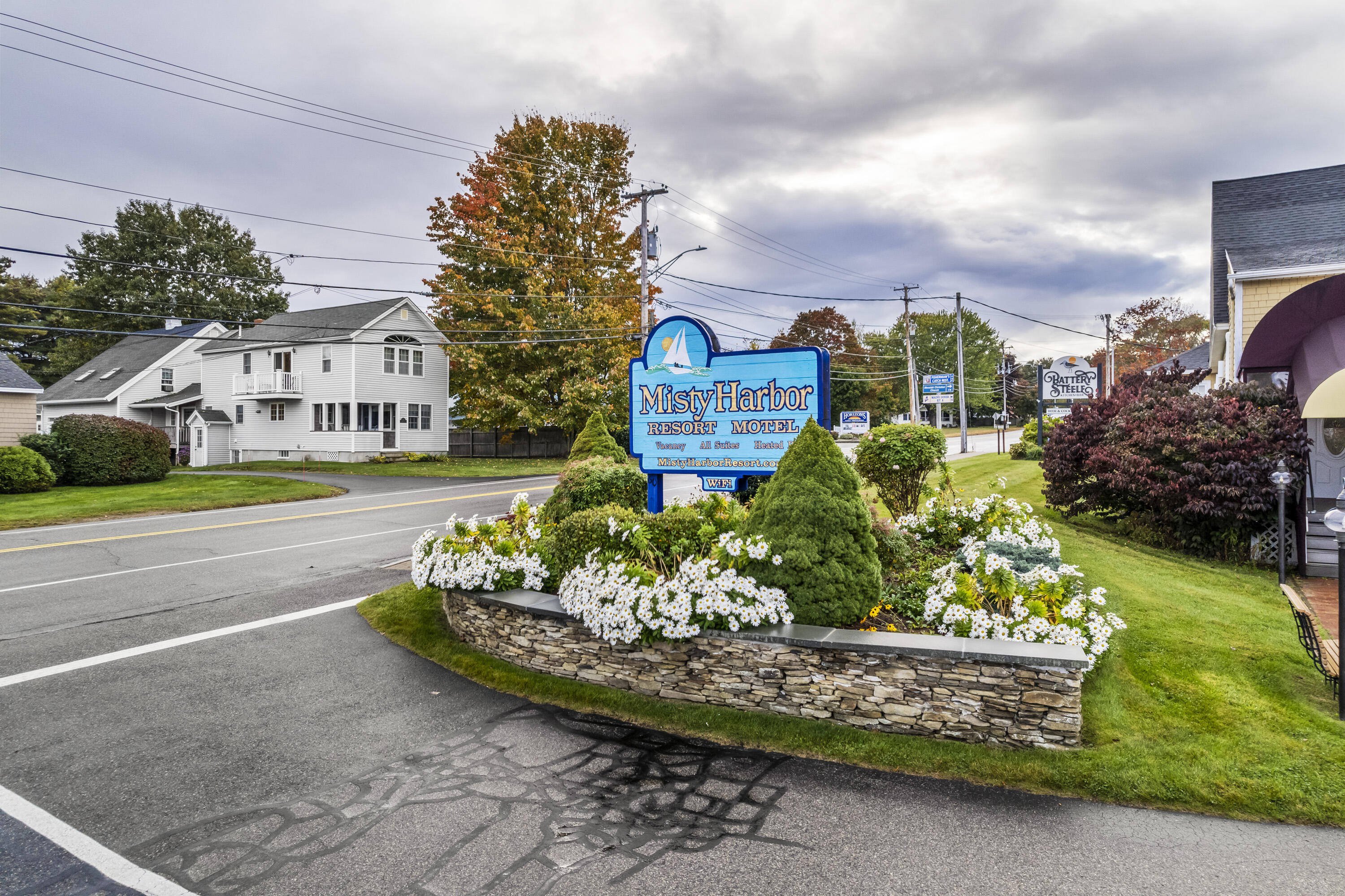60 Mile Road, Unit 2 Wells, ME 04090 - Photo 2 of 16 60 Mile Road No 102_101