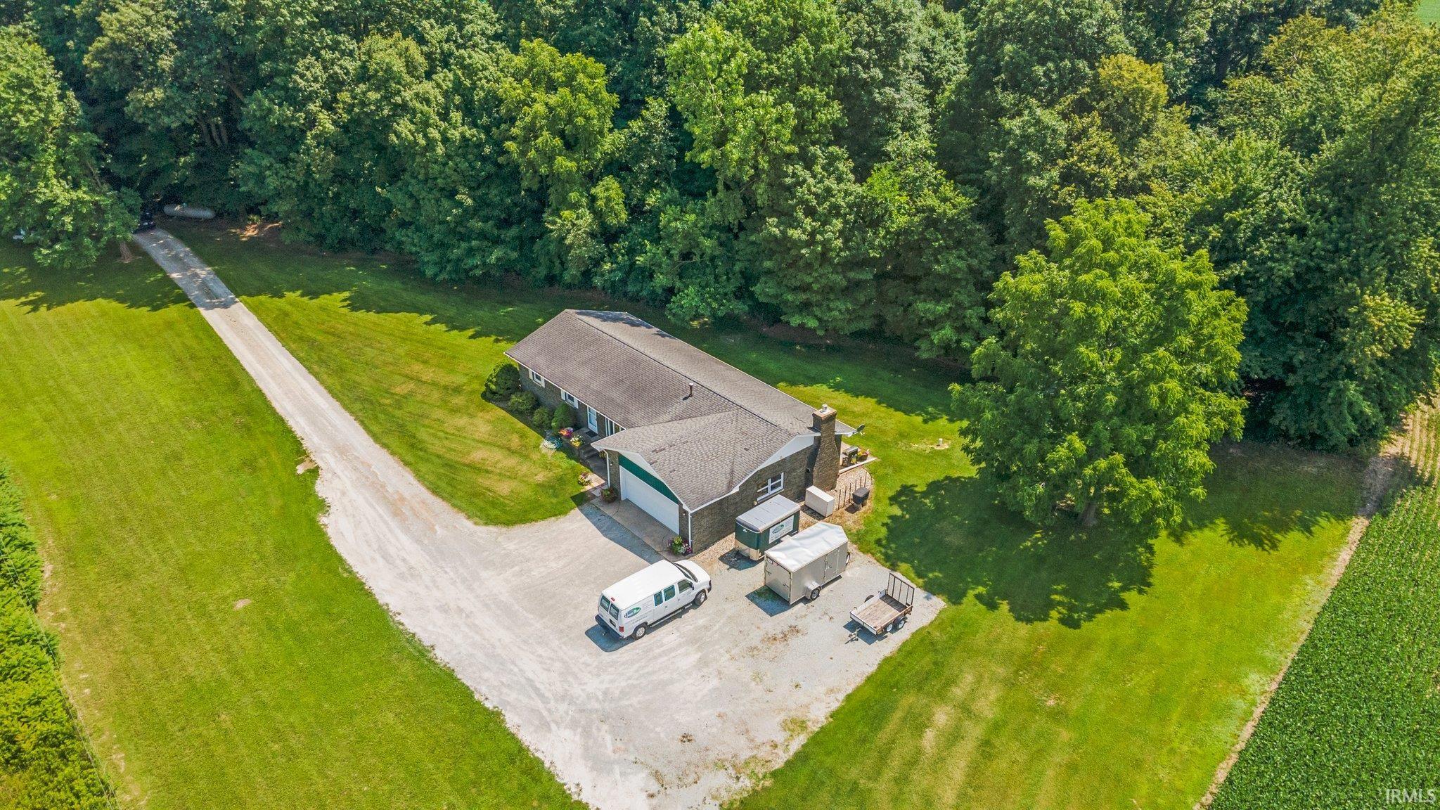 13099 Apple Road Bourbon, IN 46504 - Photo 6 of 26