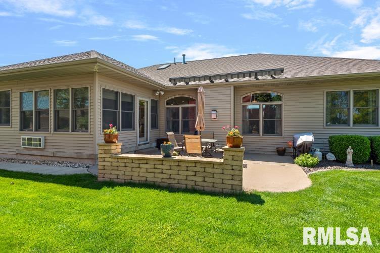 4377 Old Salem Lane Springfield, IL 62711 - Photo 8 of 46