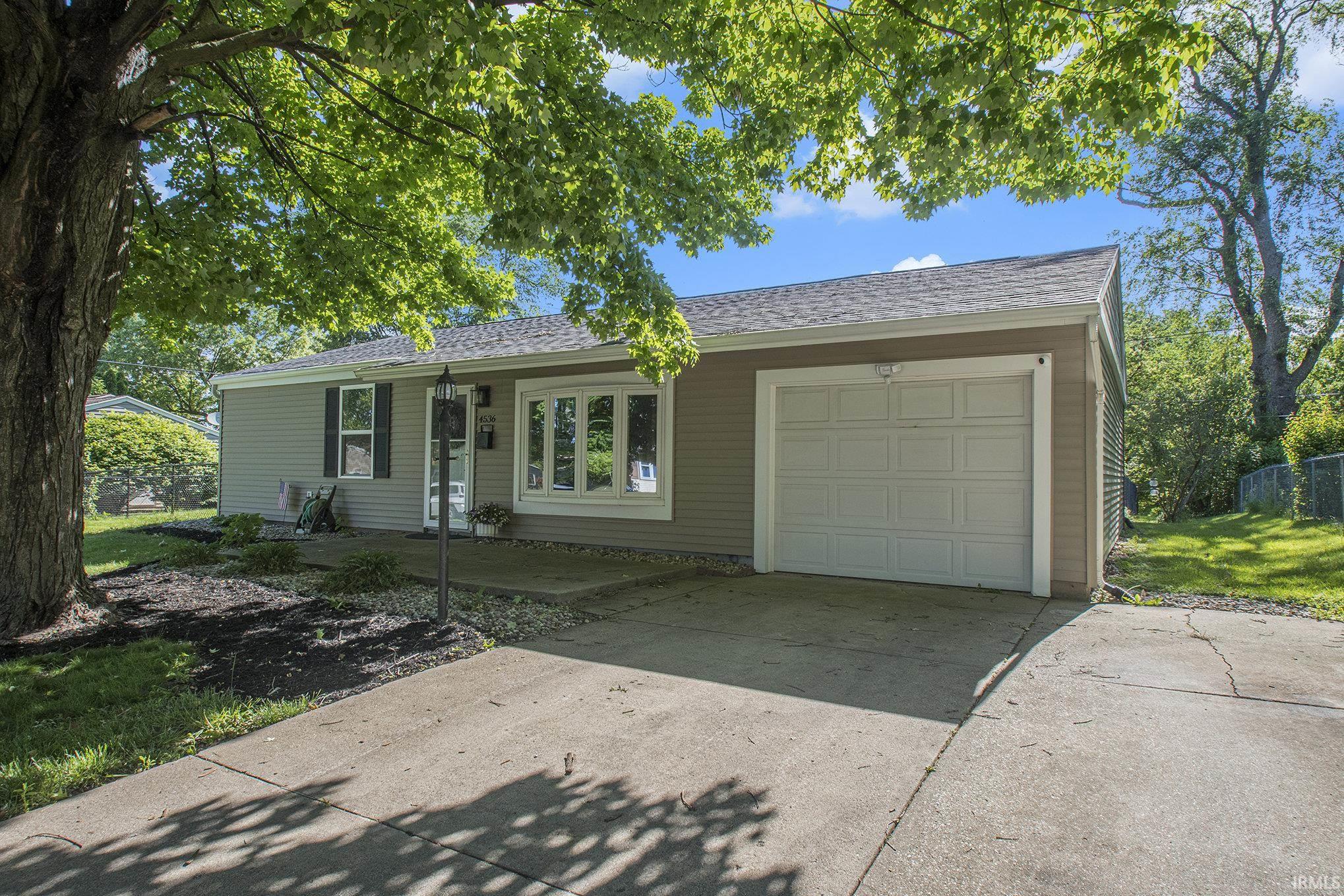 4536 East MacGregor Road South Bend, IN 46614 - Photo 3 of 34 Gallery Image 3
