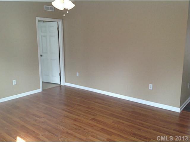 998 State Rd S-46-167 York, SC 29745 - Photo 3 of 16 Gallery Image 3